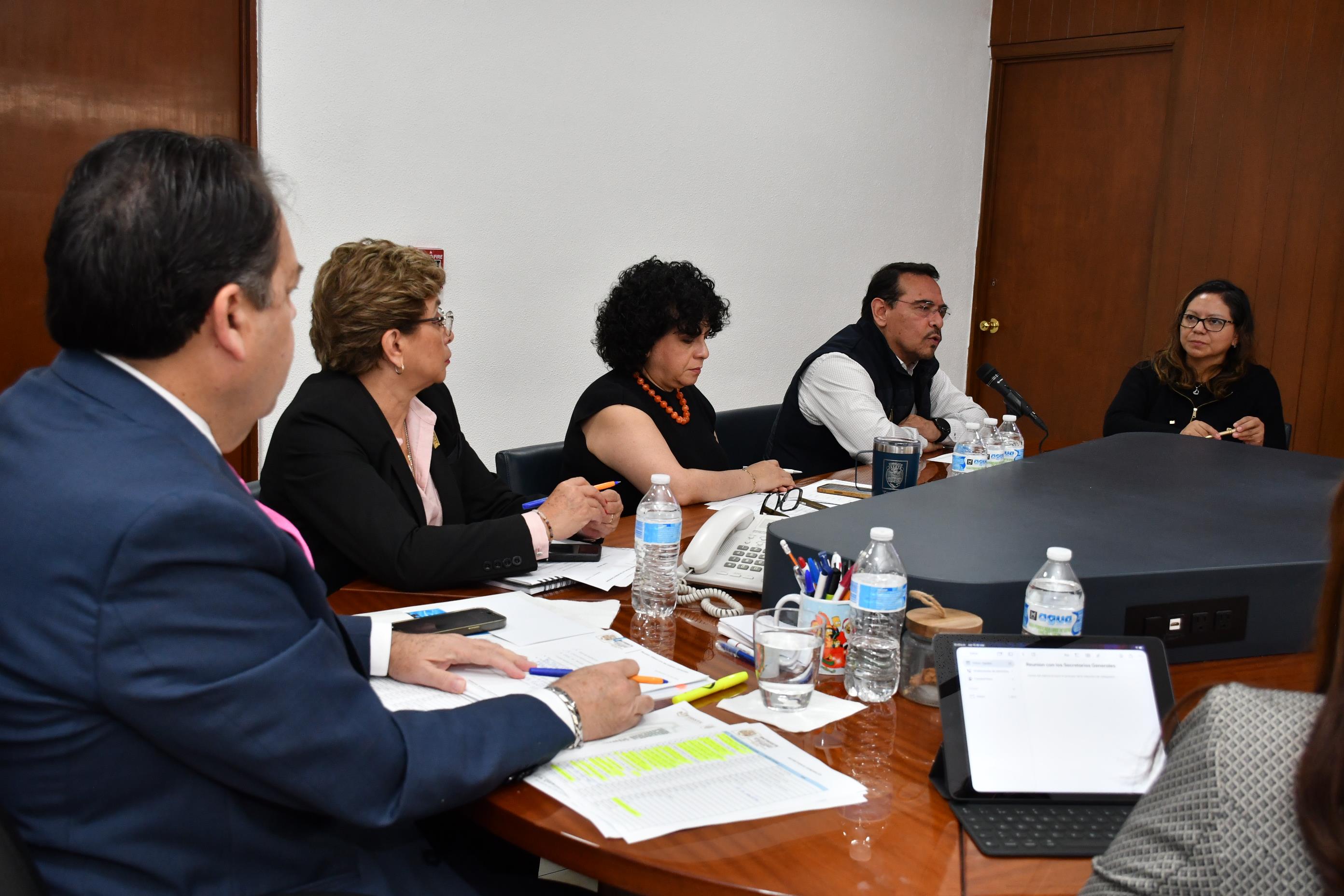 Reunión a distancia con los 49 Secretarios Generales Seccionales